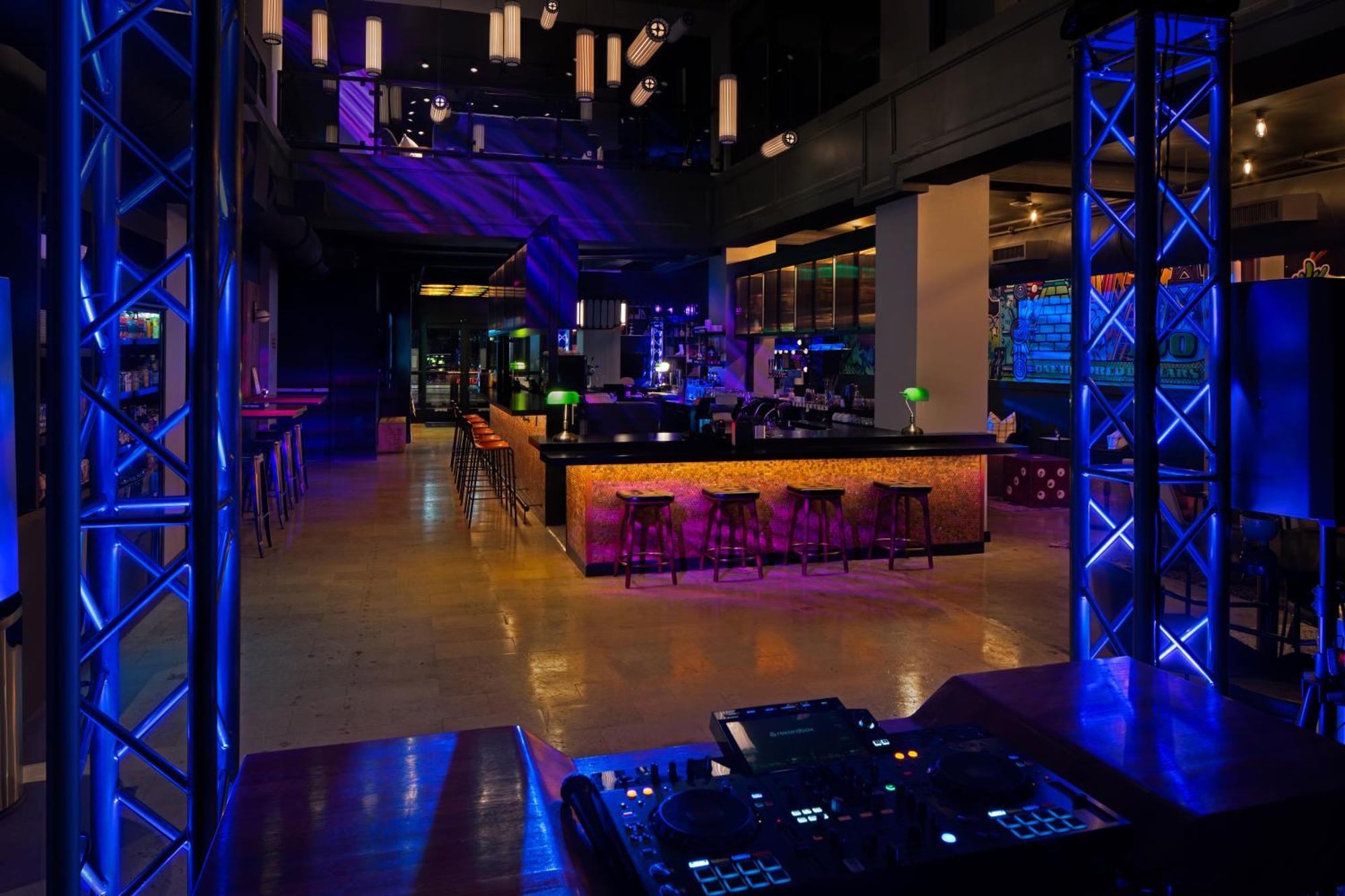 Moxy Houston Downtown Hotel Exterior foto